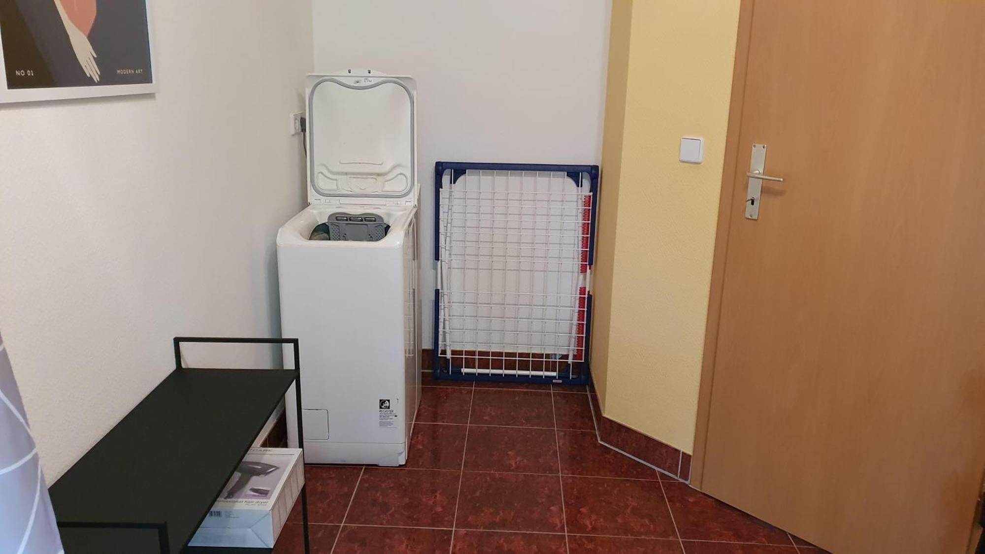 Ferienwohnung Im Gutshof Direkt Gegenueber Dem Schloss, Rhododendronpark Mit Terrasse Und Wlan Kromlau Bagian luar foto