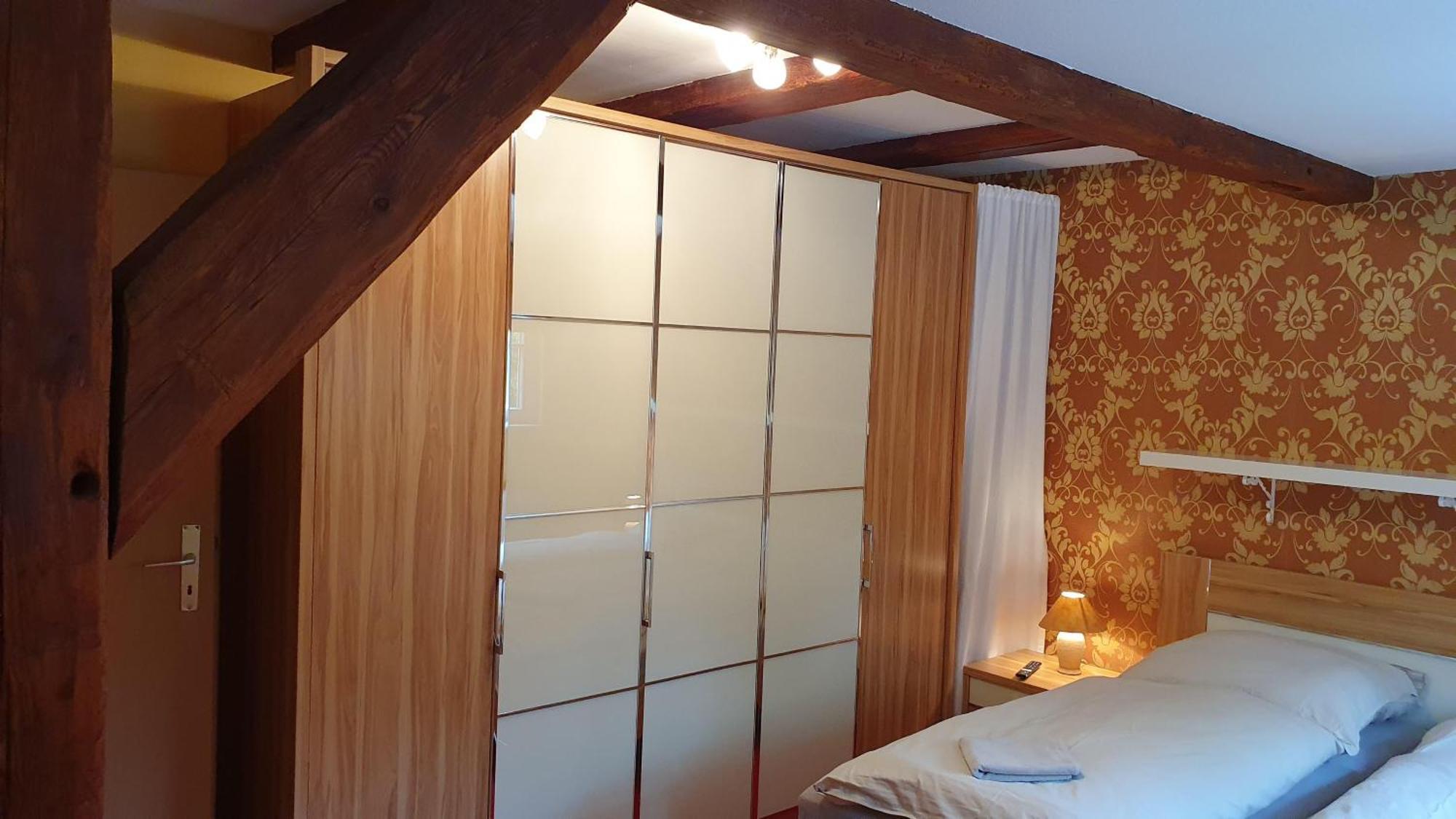 Ferienwohnung Im Gutshof Direkt Gegenueber Dem Schloss, Rhododendronpark Mit Terrasse Und Wlan Kromlau Bagian luar foto